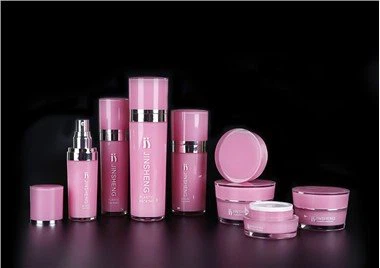 Witte pompflessen zonder lucht